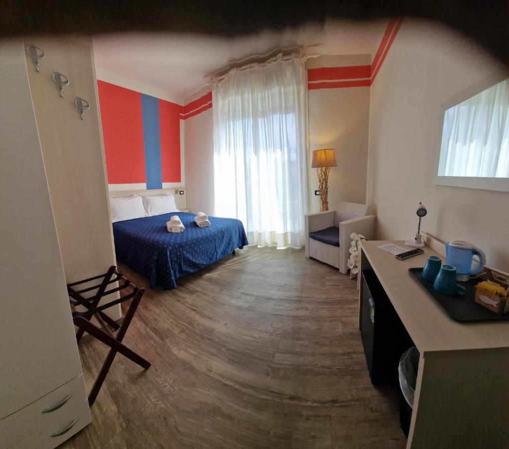 Hotel Orchidea Lignano Sabbiadoro Zewnętrze zdjęcie