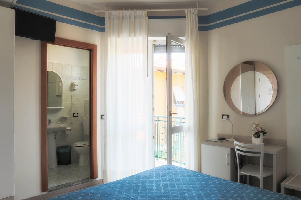 Hotel Orchidea Lignano Sabbiadoro Zewnętrze zdjęcie
