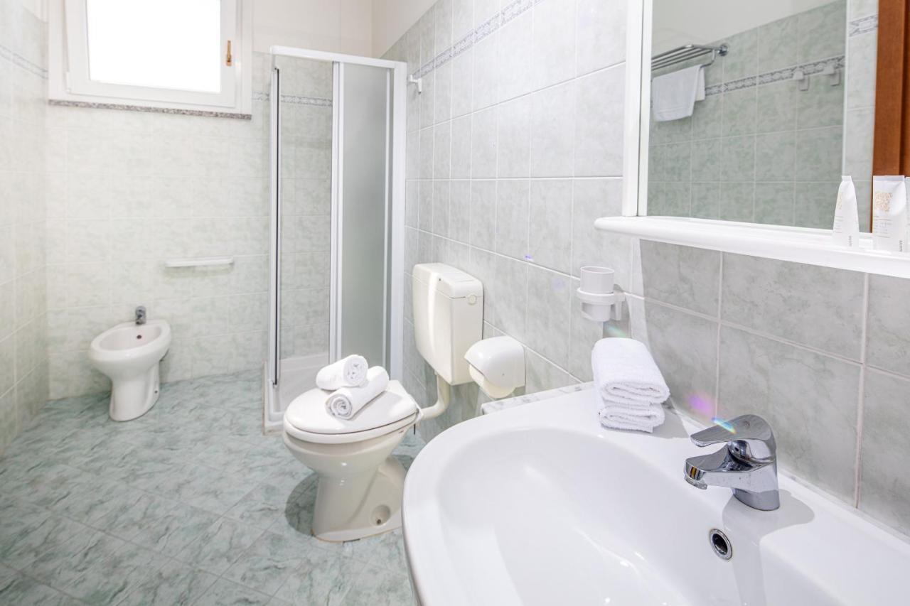 Hotel Orchidea Lignano Sabbiadoro Zewnętrze zdjęcie
