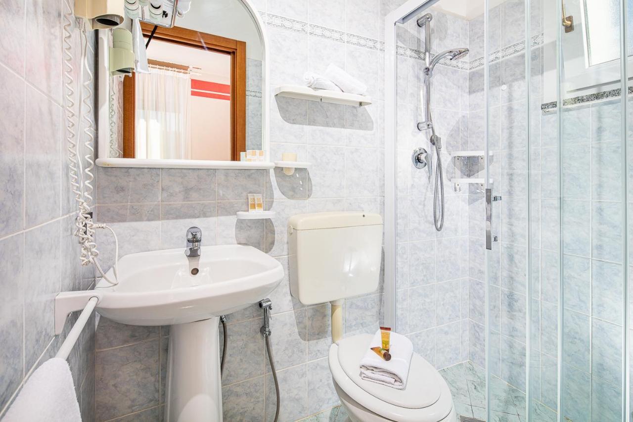 Hotel Orchidea Lignano Sabbiadoro Zewnętrze zdjęcie