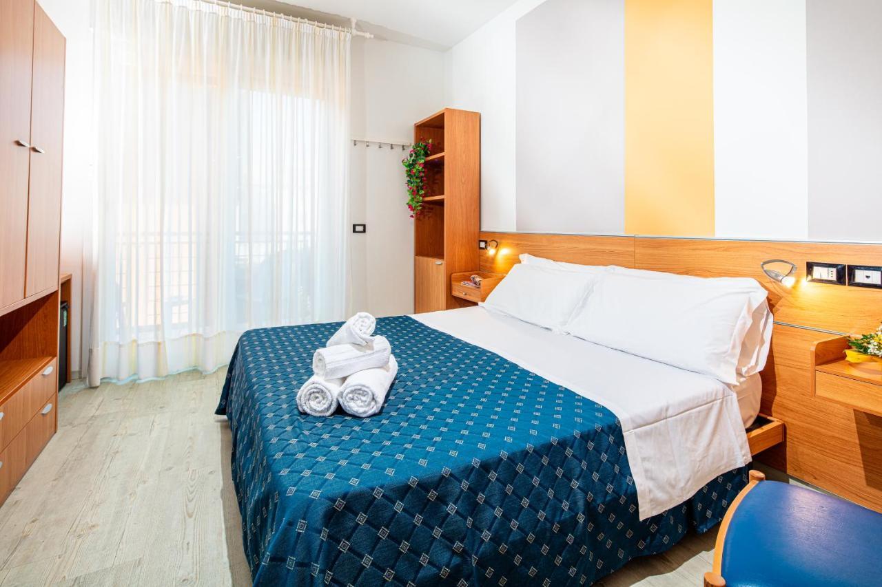 Hotel Orchidea Lignano Sabbiadoro Zewnętrze zdjęcie
